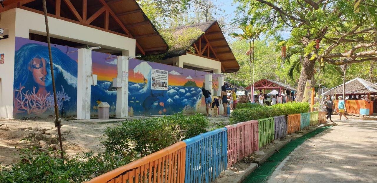 Mactan Newtown Condo With Garden And Ocean View 8Newtown Blvd マクタン エクステリア 写真