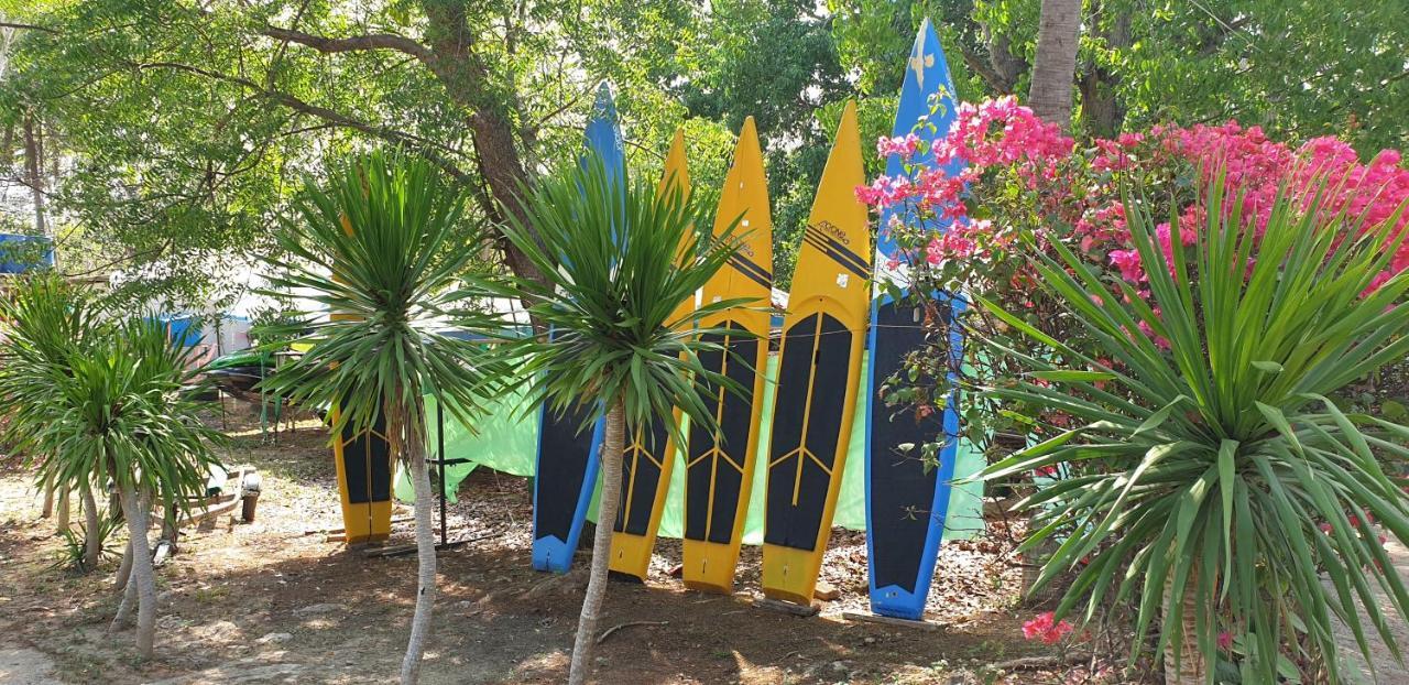 Mactan Newtown Condo With Garden And Ocean View 8Newtown Blvd マクタン エクステリア 写真