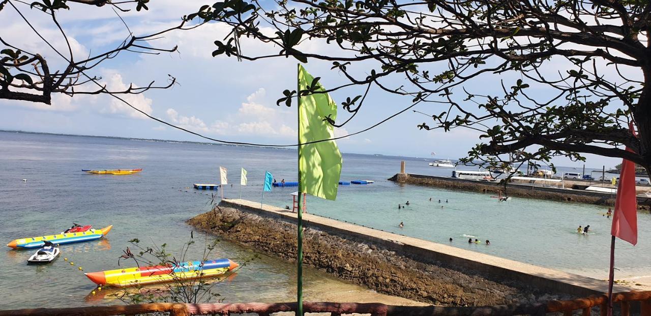 Mactan Newtown Condo With Garden And Ocean View 8Newtown Blvd マクタン エクステリア 写真