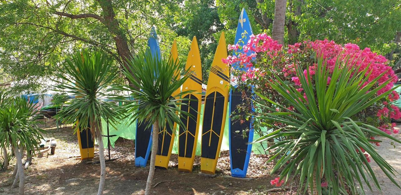 Mactan Newtown Condo With Garden And Ocean View 8Newtown Blvd マクタン エクステリア 写真