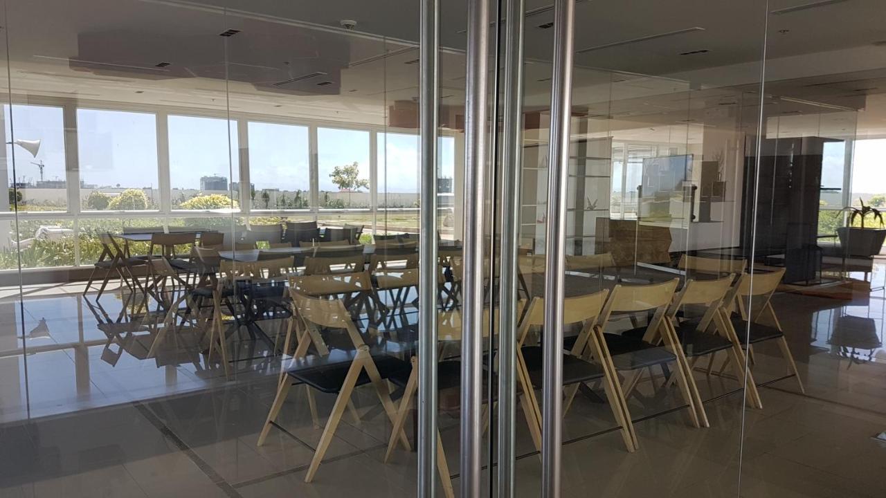 Mactan Newtown Condo With Garden And Ocean View 8Newtown Blvd マクタン エクステリア 写真